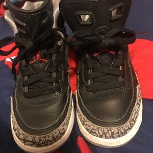 Boys Nike Jordans size 12.5